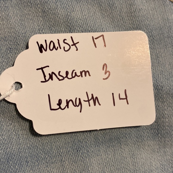 Sold! Denim shorts - Picture 6 of 7